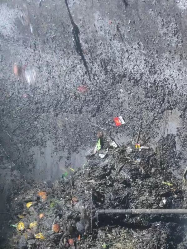 雅江污水池清理